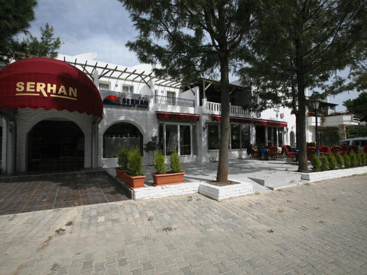 Hotel Serhan