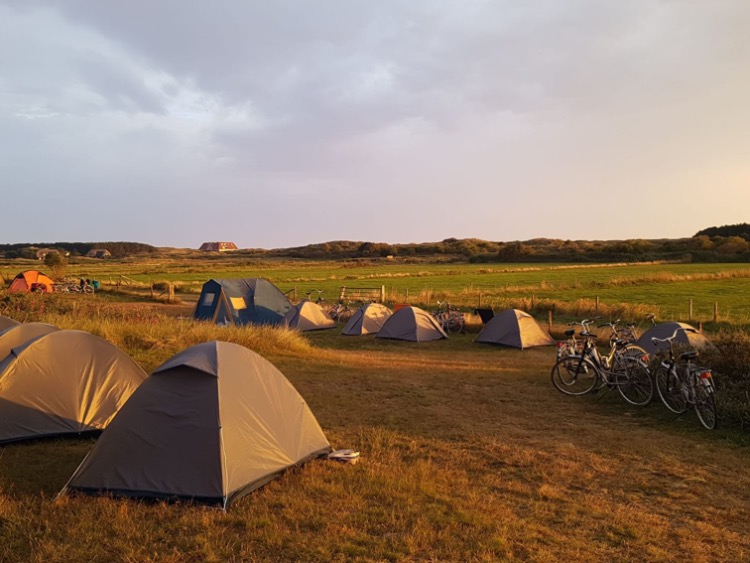 Meerdere campings op de Wad