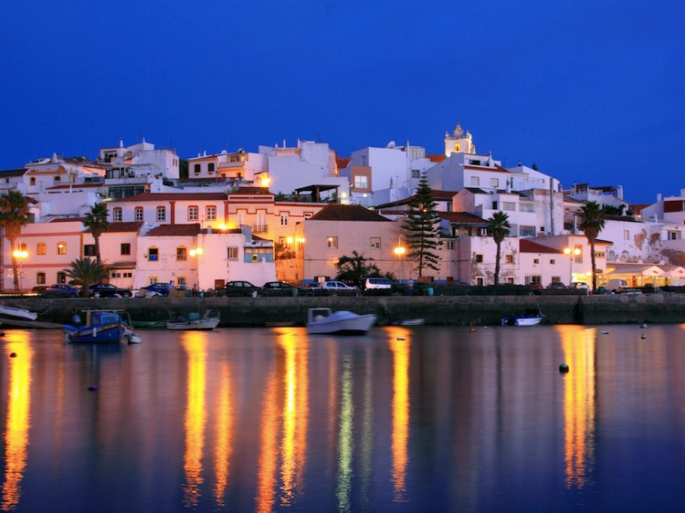 Singlereis Je mooiste vakantie naar de Algarve (HBO+)