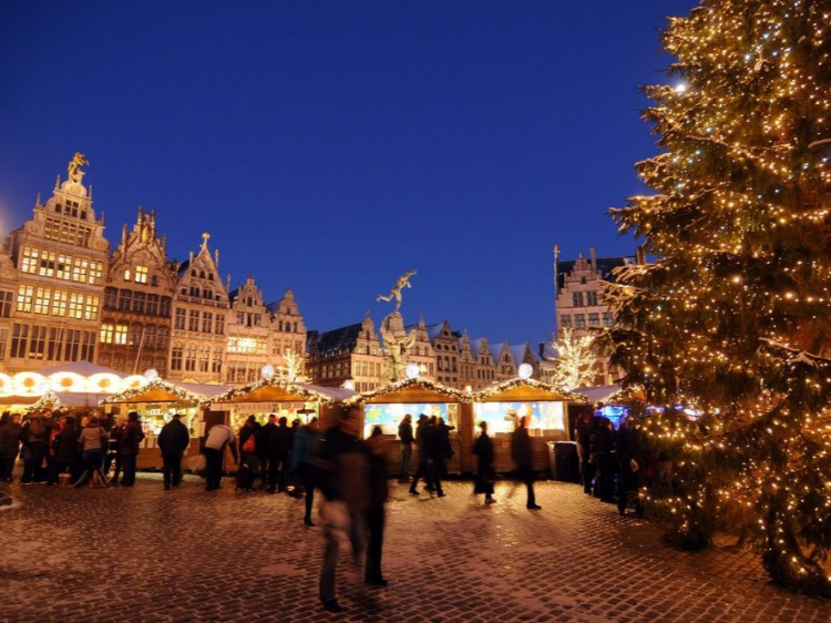 Singlereis Vier Kerst of Oudjaar in Antwerpen