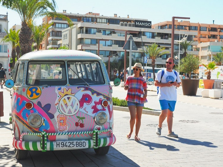 Eenoudervakantie Genieten van Zon en Strand Ibiza