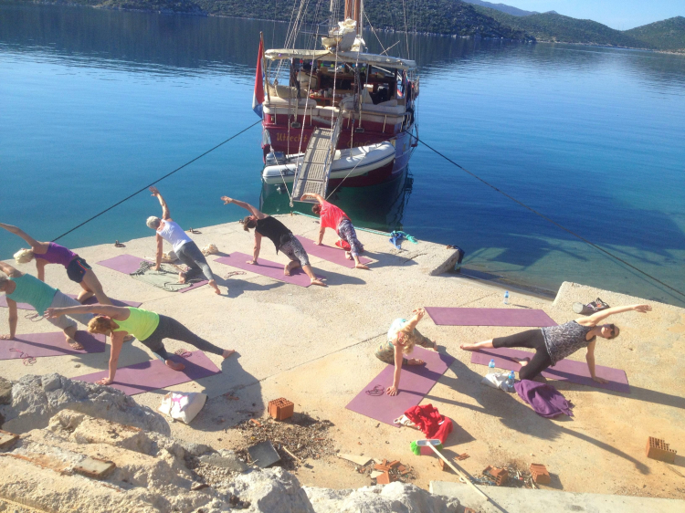 Singlereis Yoga en Zeilen in Griekenland